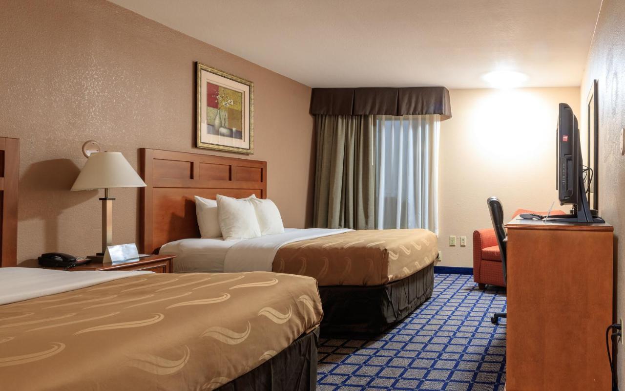 Quality Inn Forest Hill - Fort Worth South Room photo